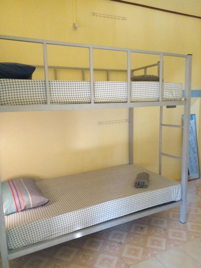 Hill Station Hostel At Chor Chaba Ko Kut Экстерьер фото